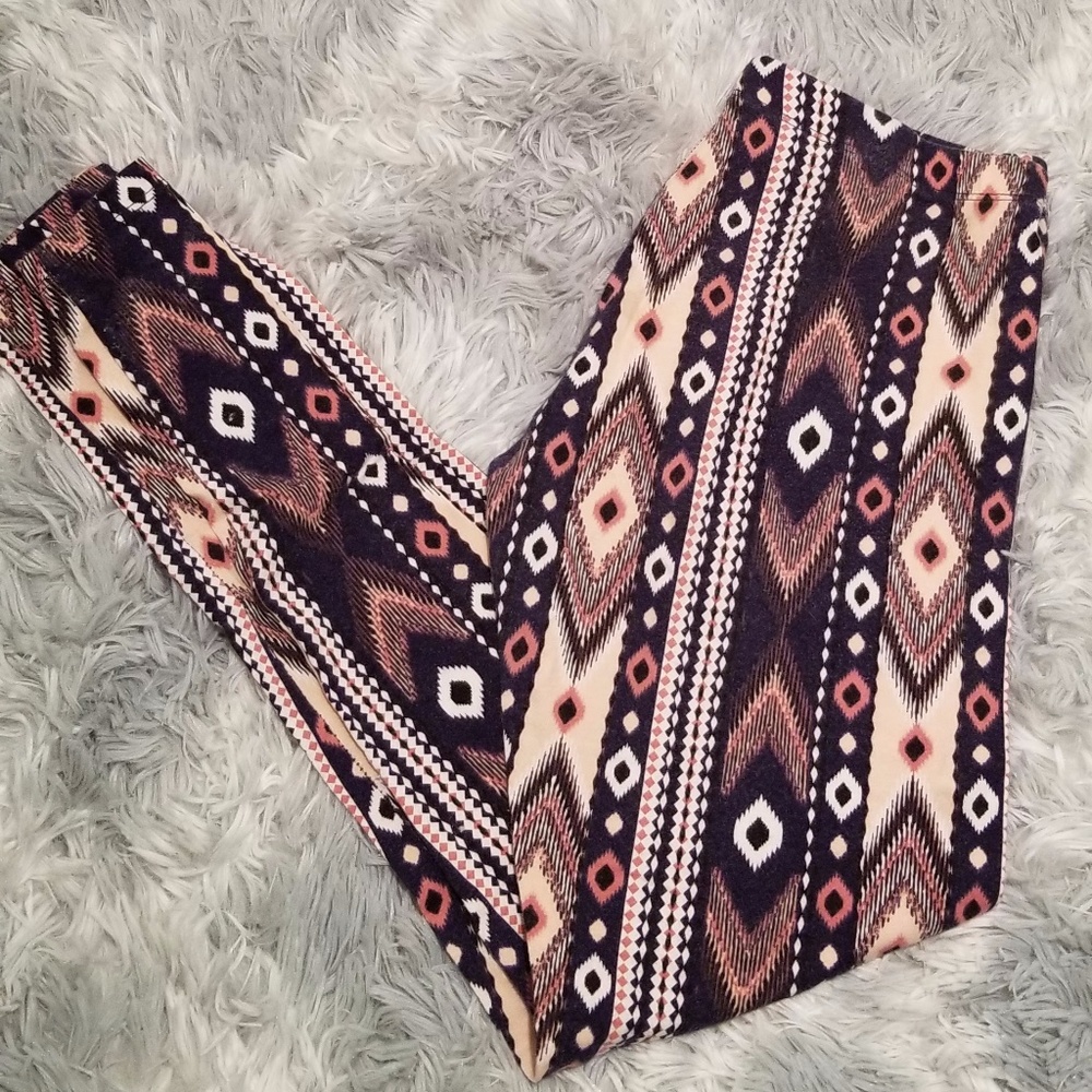 Pink Tribal Print Leggings